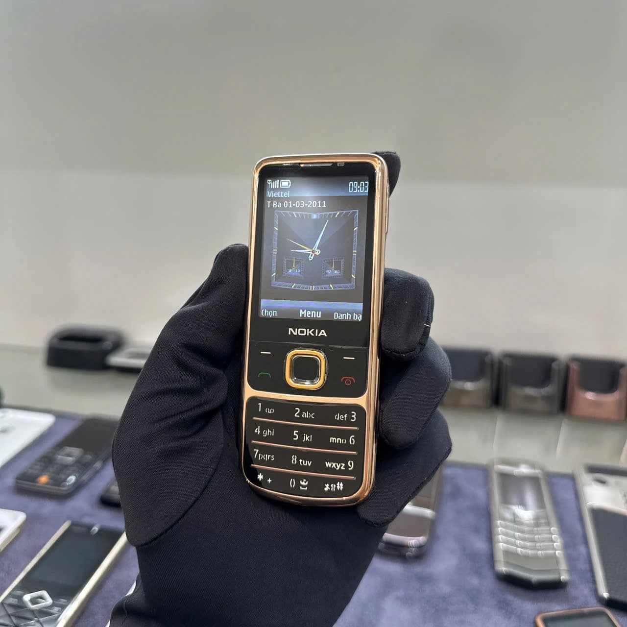 Nokia 6700c chính hãng (Tặng kèm bao da)